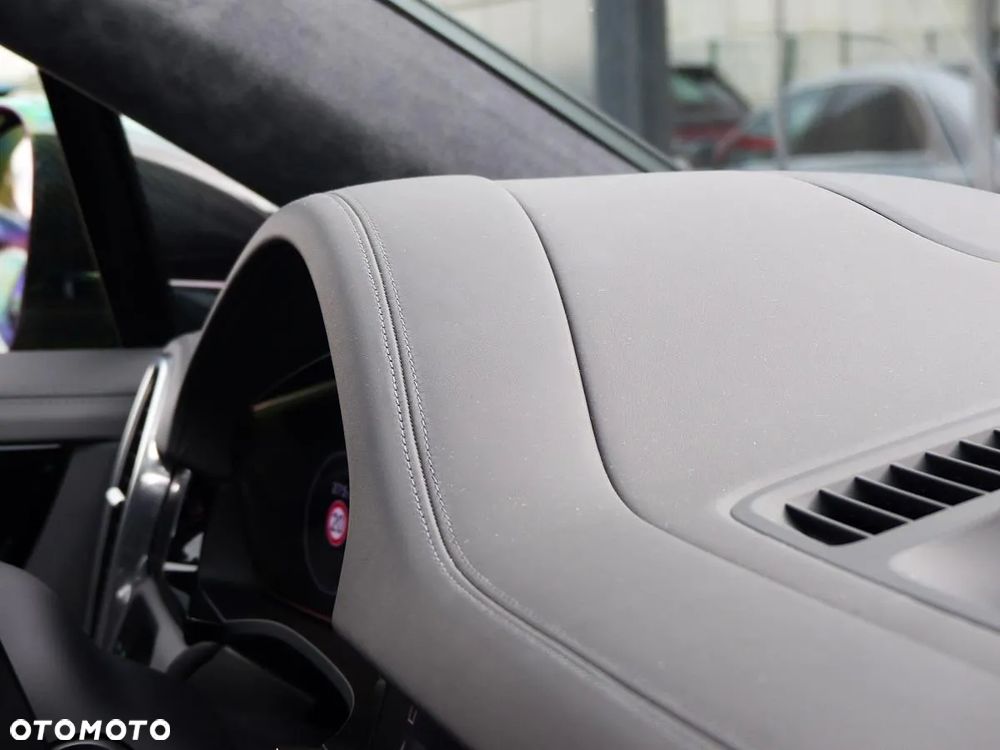 Porsche Cayenne Coupe Turbo - 19