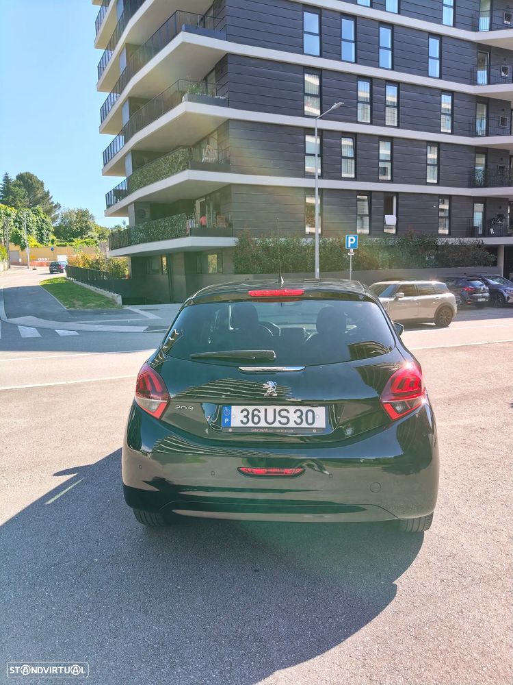 Peugeot 208 1.6 BlueHDi Style - 4