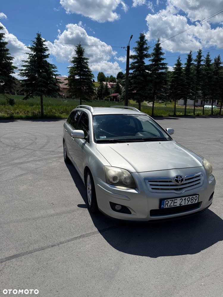 Toyota Avensis 1.8 VVT-i - 6