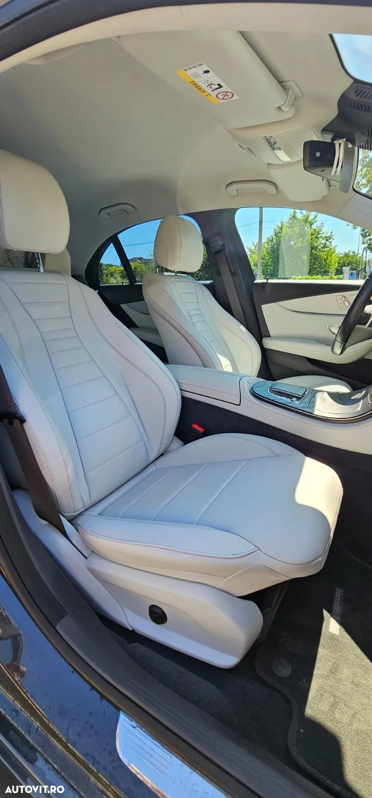 Mercedes-Benz E 220 d T 9G-TRONIC AMG Line - 9