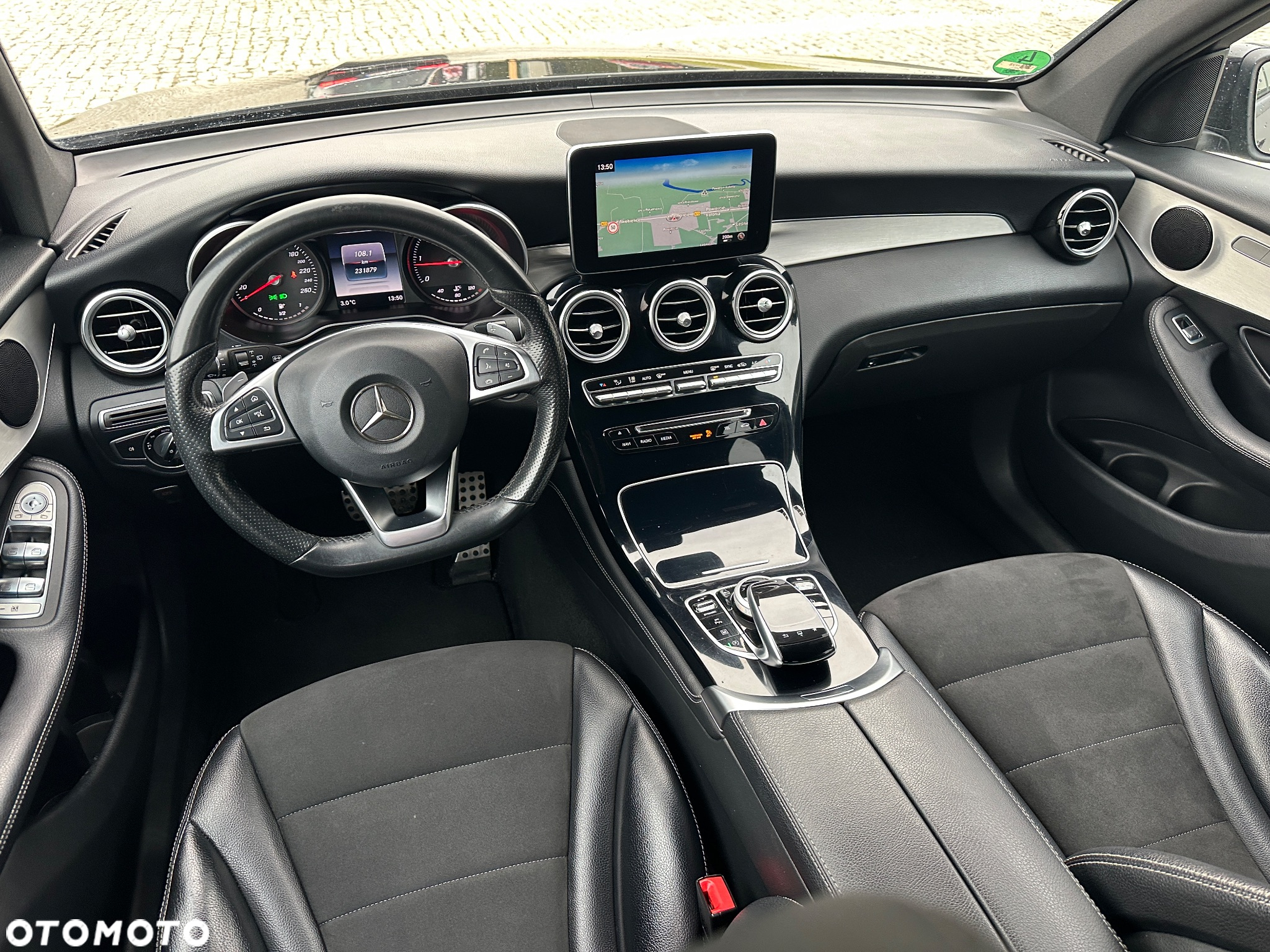 Mercedes-Benz GLC - 25