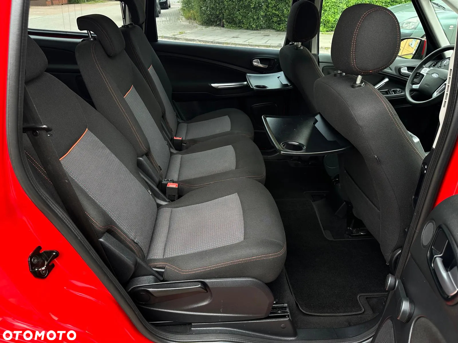Ford Galaxy - 26