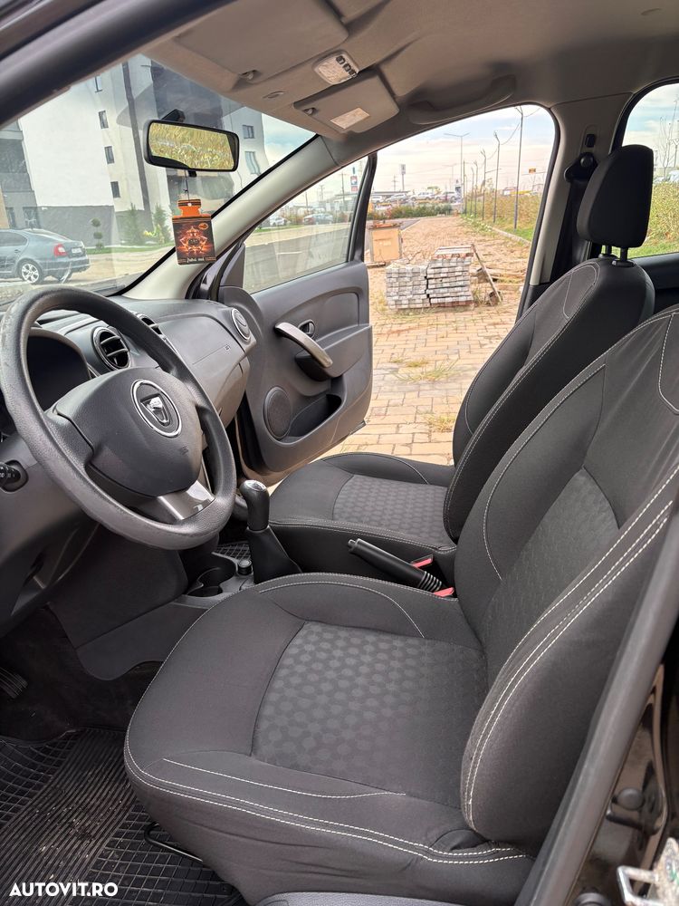 Dacia Sandero - 7