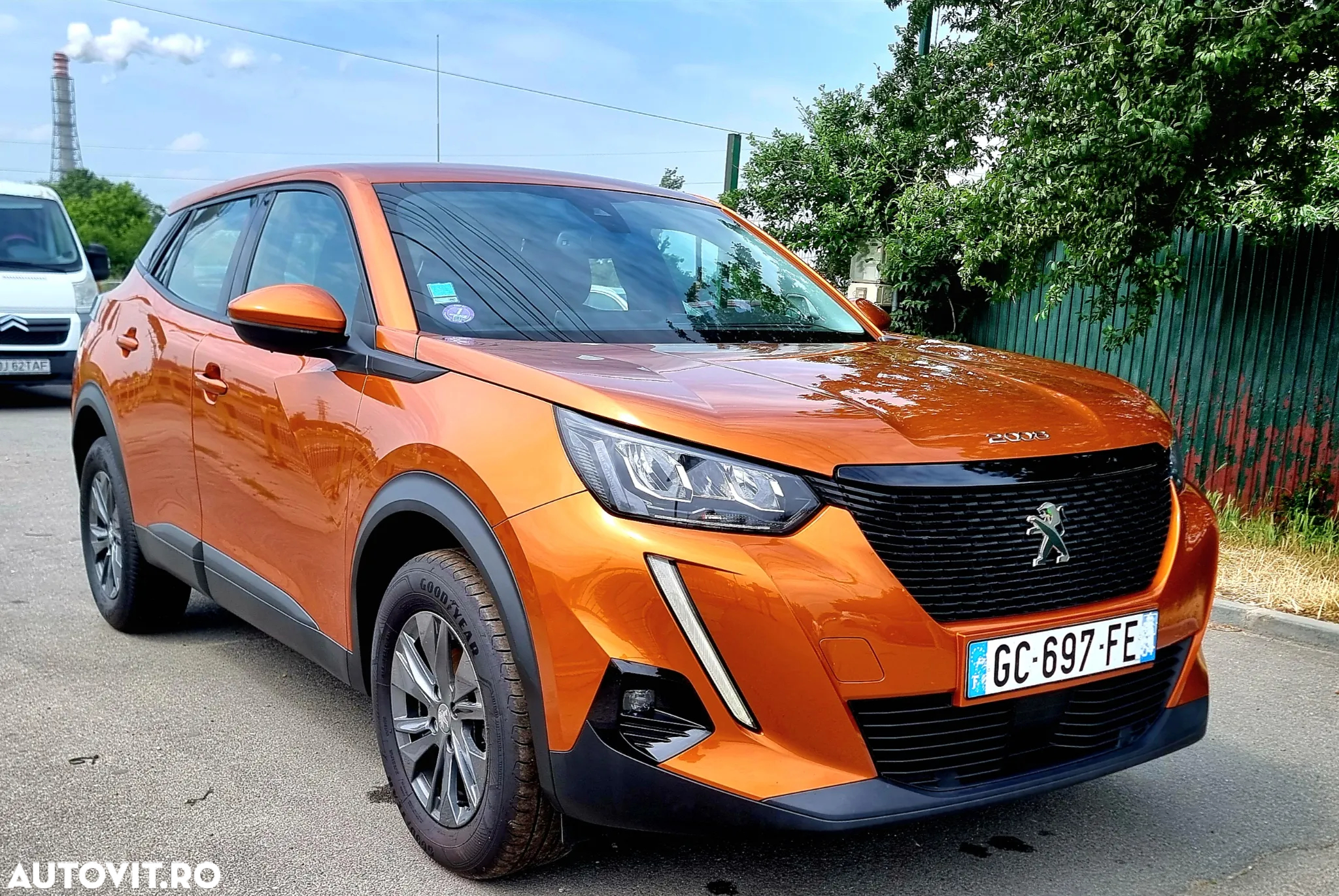 Peugeot 2008 PureTech 130 EAT8 Allure - 3