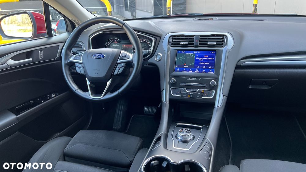 Ford Mondeo 2.0 EcoBlue Titanium - 12