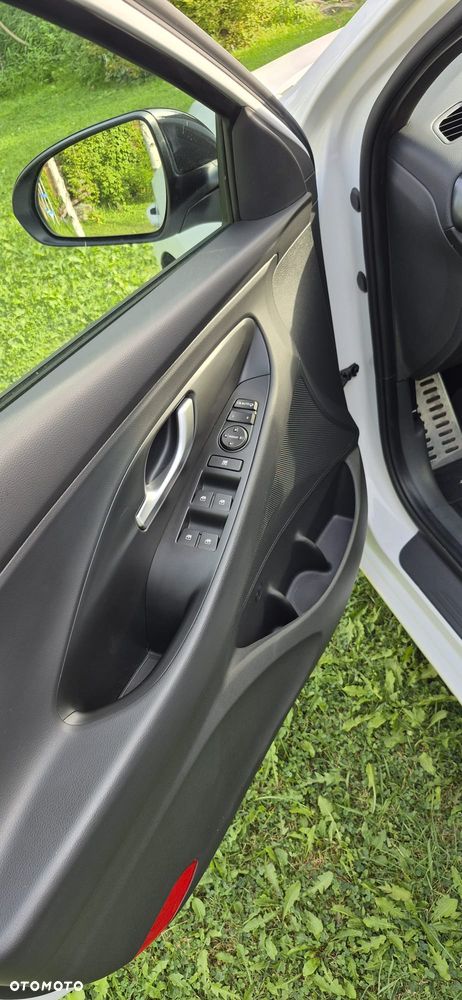 Hyundai i30 - 16