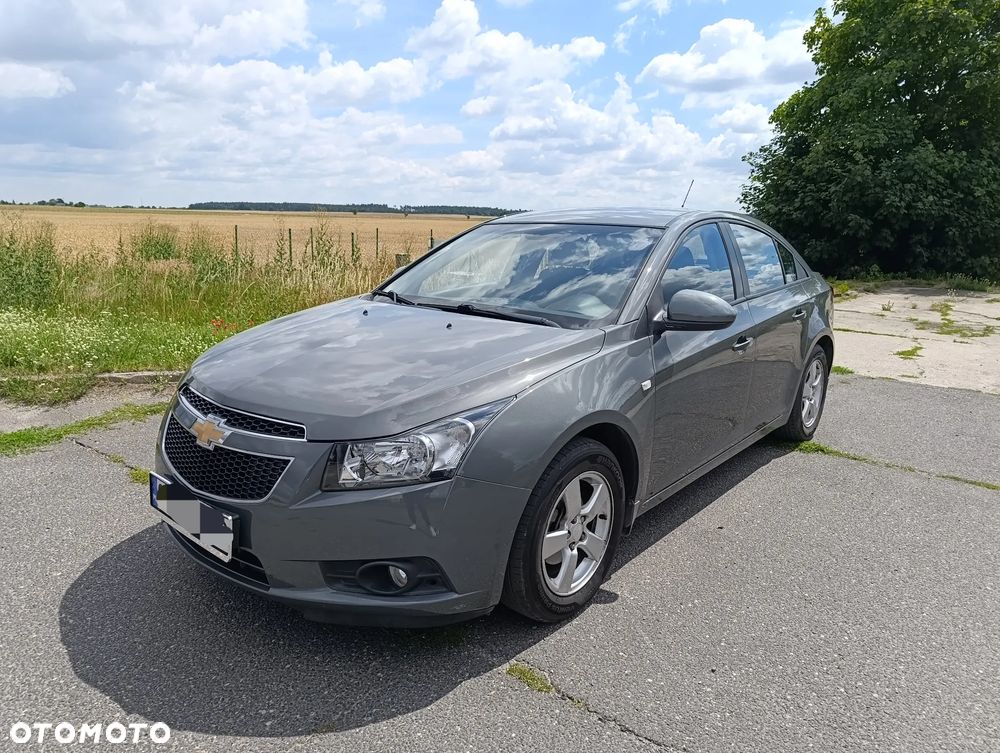 Chevrolet Cruze 1.8 LT - 12