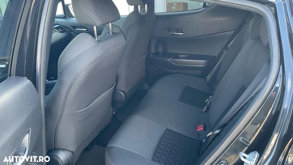 Toyota C-HR 1.8 HSD 4x2 CVT C-ult - 15