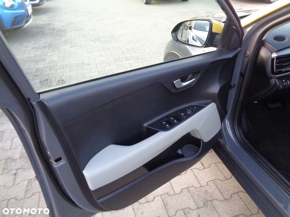 Kia Stonic - 9