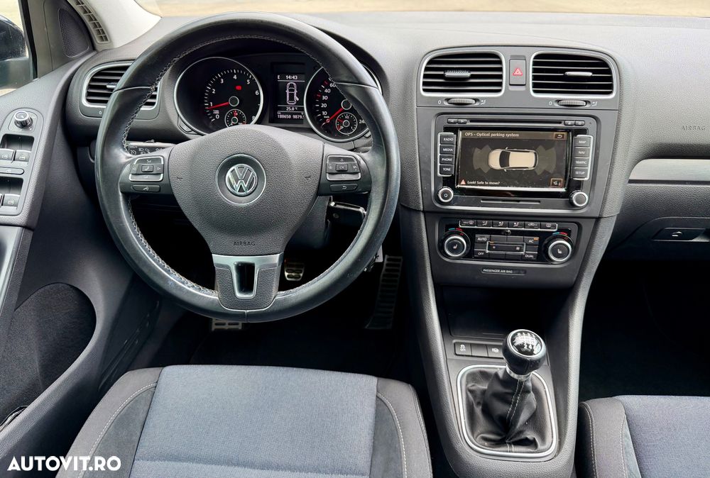 VOLKSWAGEN Golf 2012 — imagine 9