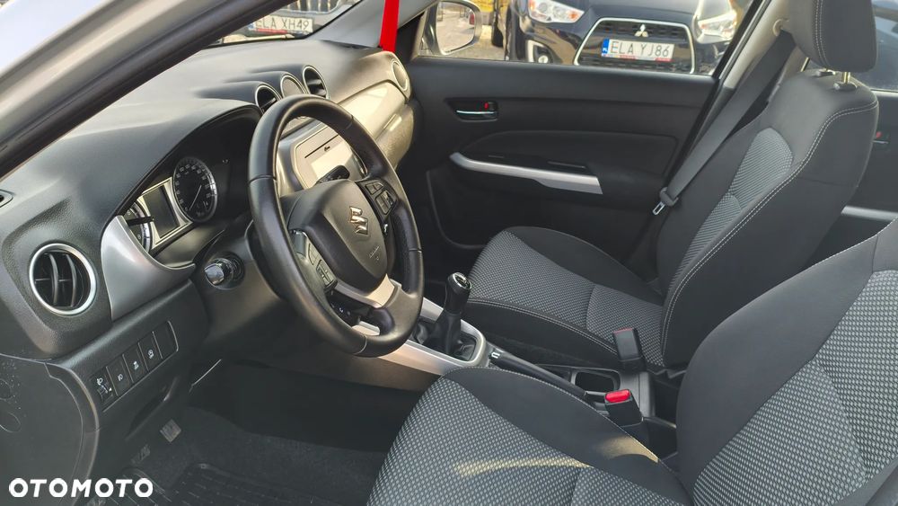 Suzuki Vitara 1.6 (4x2) Comfort - 30