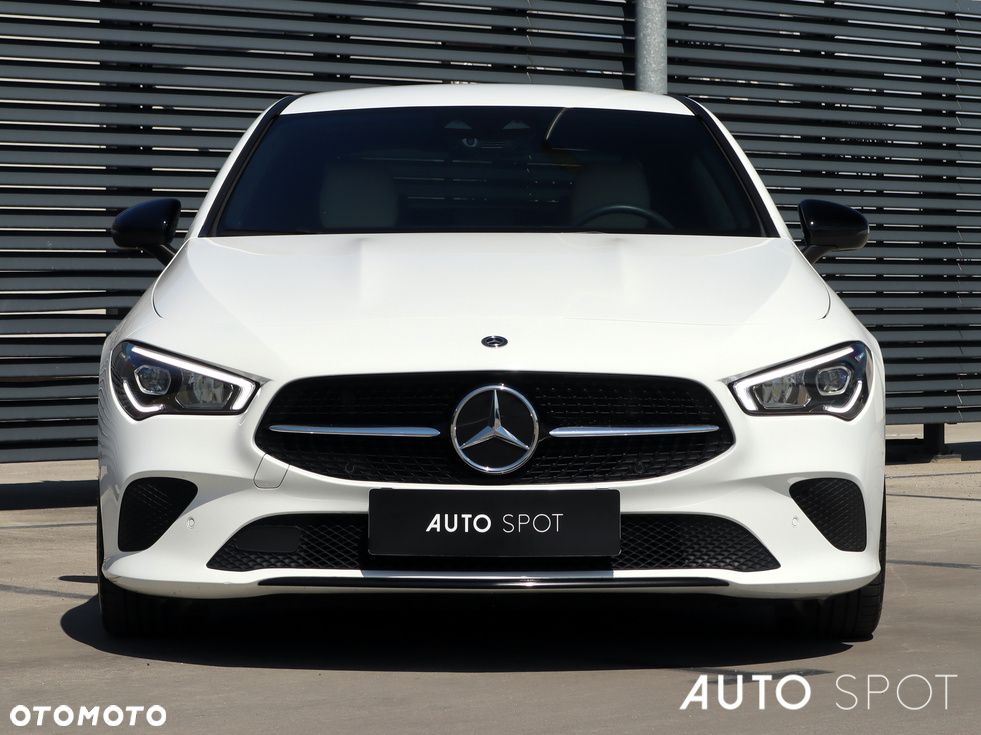 Mercedes-Benz CLA 220 4-Matic 7G-DCT - 9