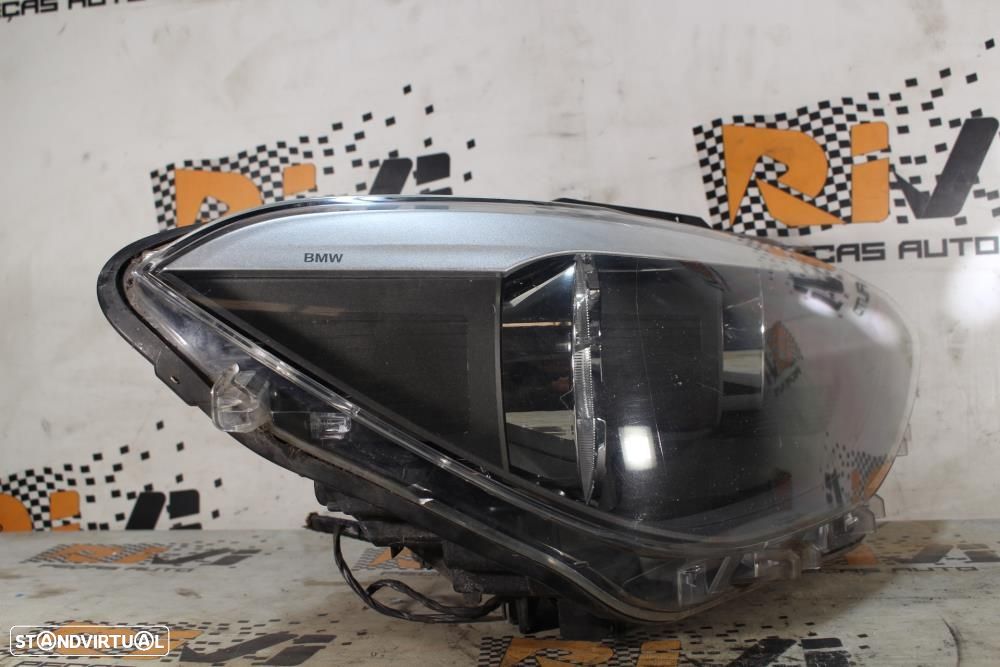 Ótica / Farol Direito Bmw 1 (F20)  63117229686 / 7229686 / 1Lg010741 / - 10