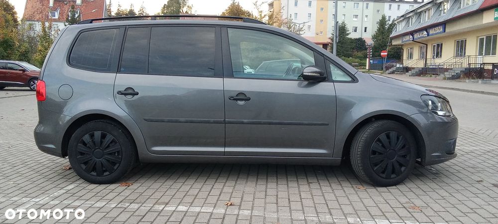 Volkswagen Touran - 3