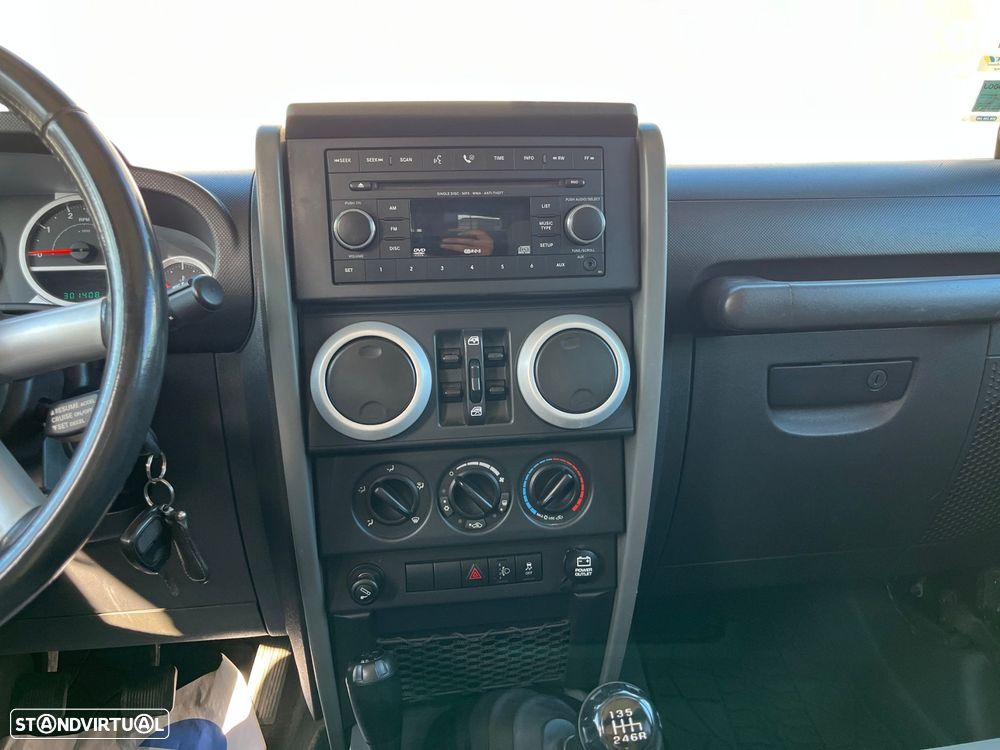 Jeep Wrangler Unlimited 2.8 CRD MTX Sahara - 27