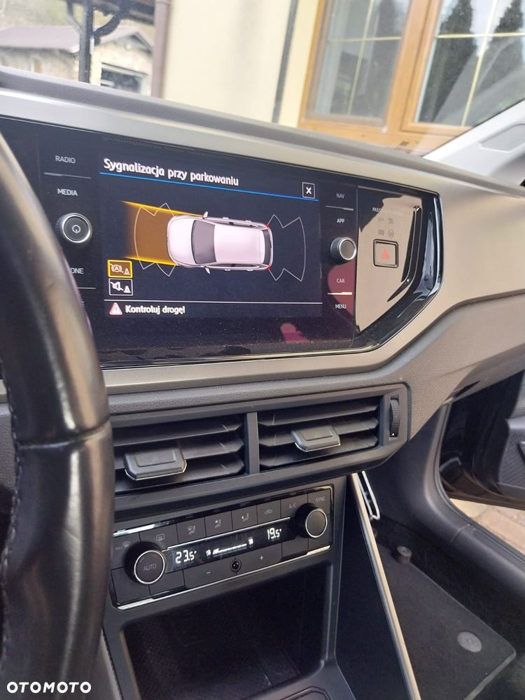 Volkswagen Polo - 24