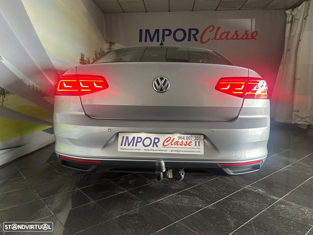 VW Passat 1.6 TDI Business DSG - 5