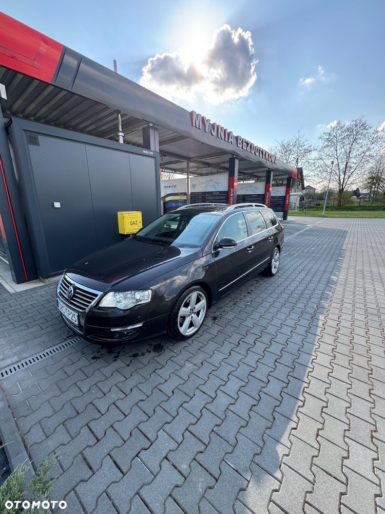 Volkswagen Passat 2.0 TDI DPF BlueMotion Technology Trendline - 2