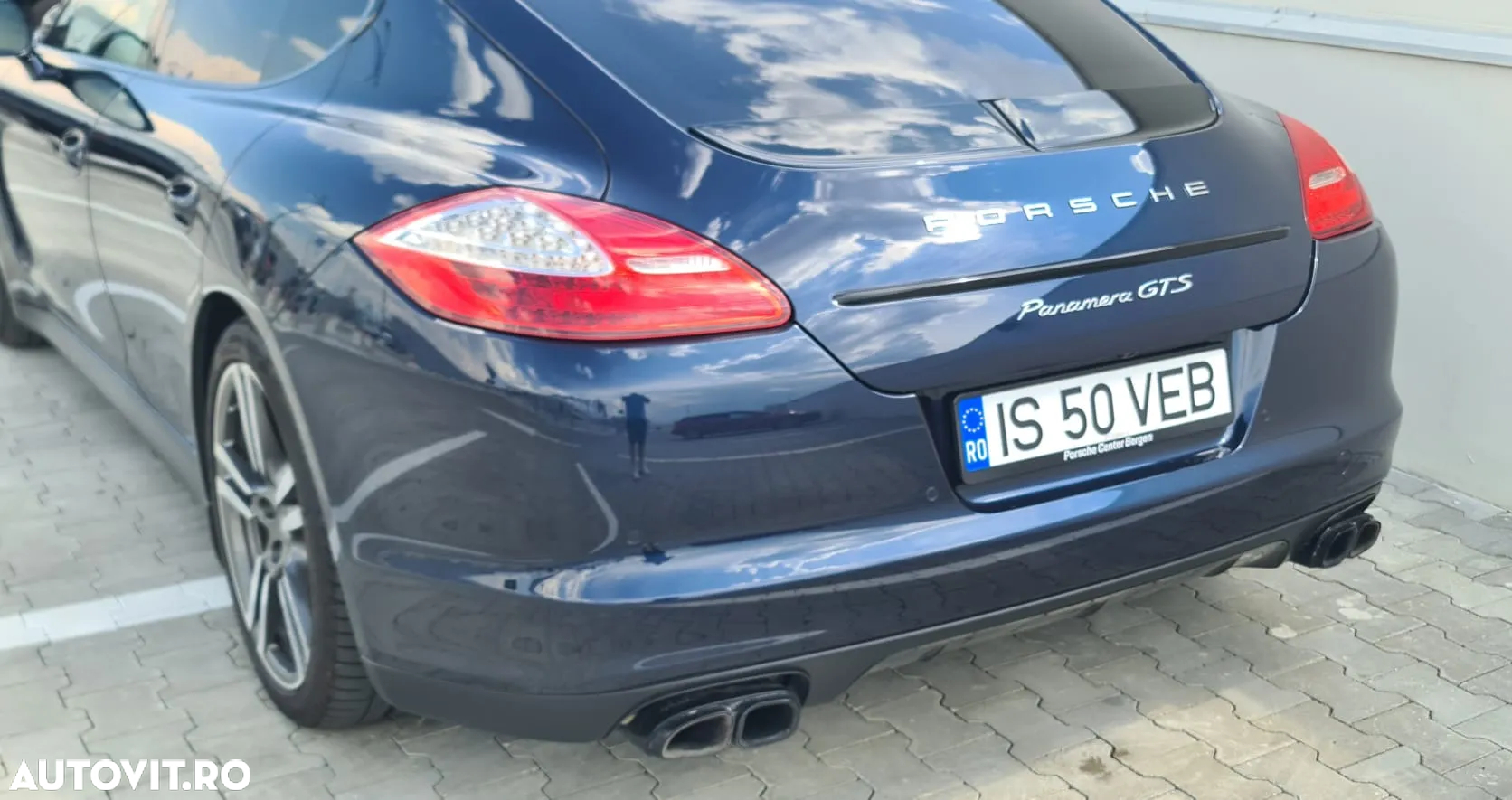 Porsche Panamera GTS PDK - 10