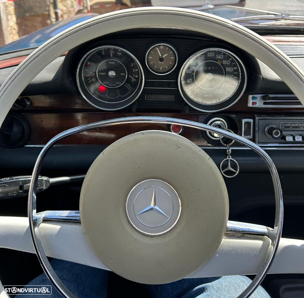 Mercedes-Benz W116 (1972-1980) - 11