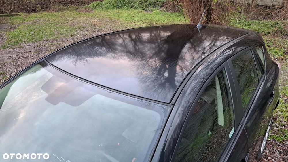 Mazda 3 2.0 Exclusive + - 13