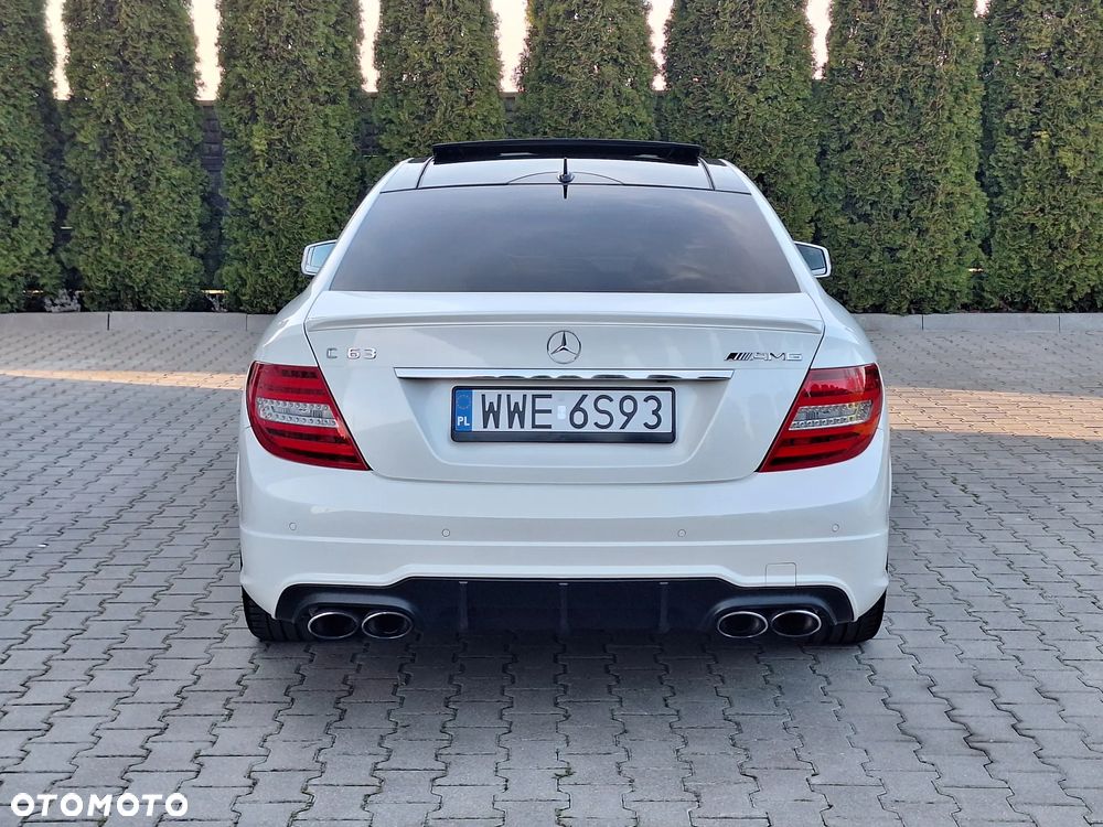 Mercedes-Benz Klasa C 63 AMG Coupe AMG SPEEDSHIFT MCT - 10
