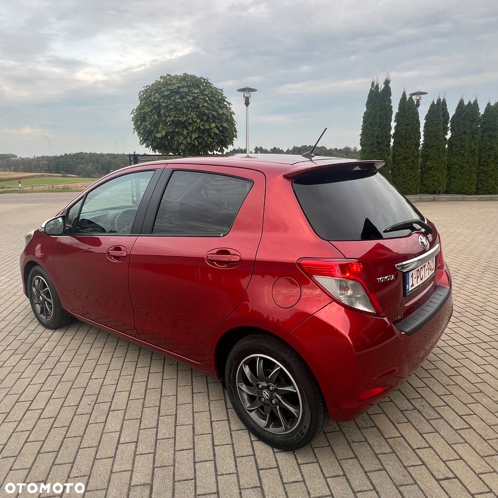 Toyota Yaris 1.33 VVT-i Executive - 8
