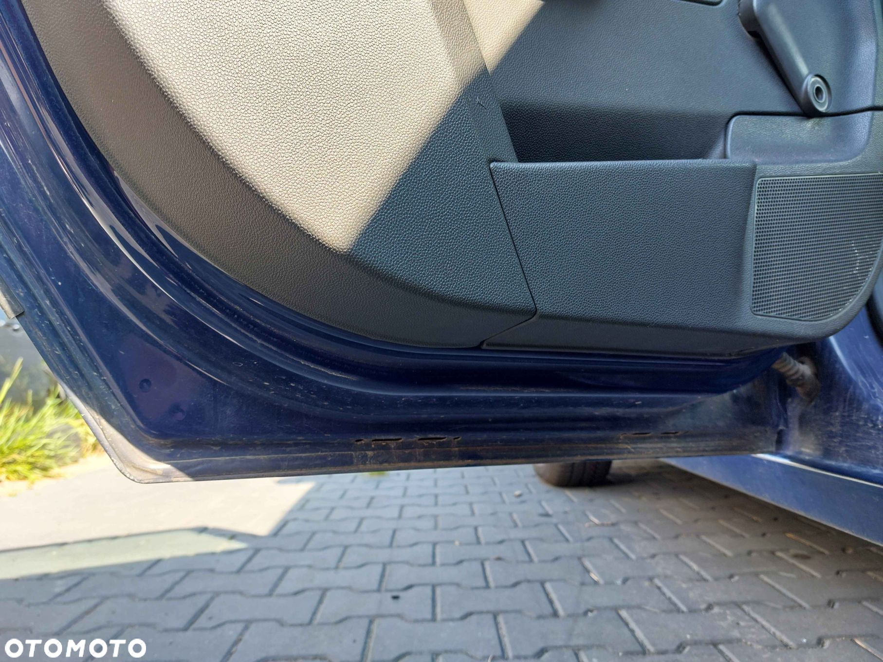 DRZWI KOMPLETNE LEWY TYŁ OPEL ASTRA H III KOMBI Z20Z - 2