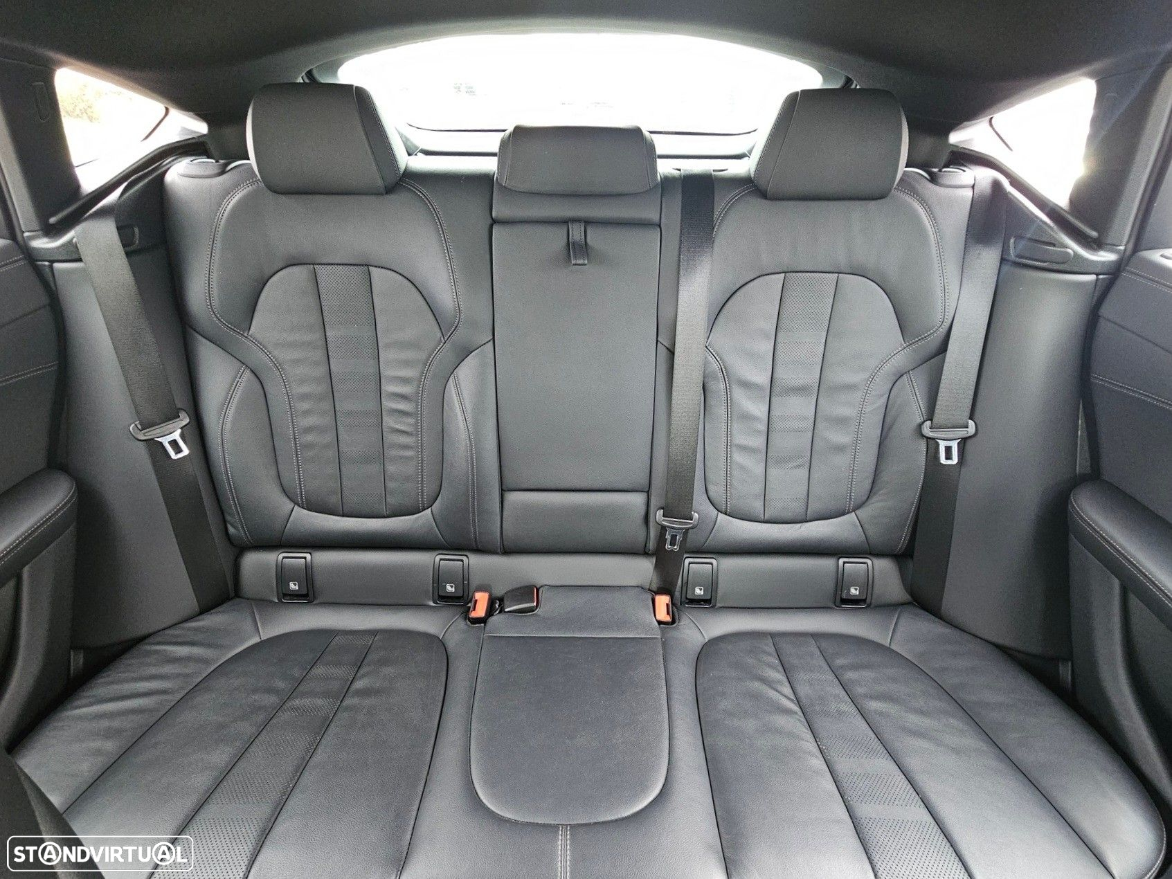BMW X6 40 d xDrive Pack M - 28