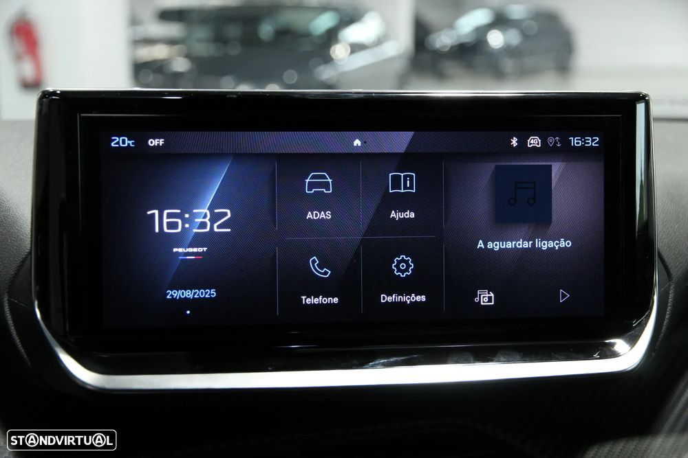 Peugeot 2008 1.2 PureTech Allure - 18