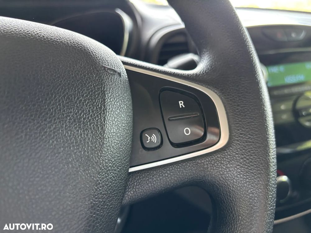 Renault Captur TCe Life - 18