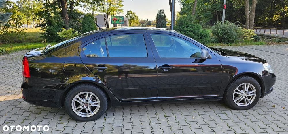 Skoda Octavia 1.6 - 8