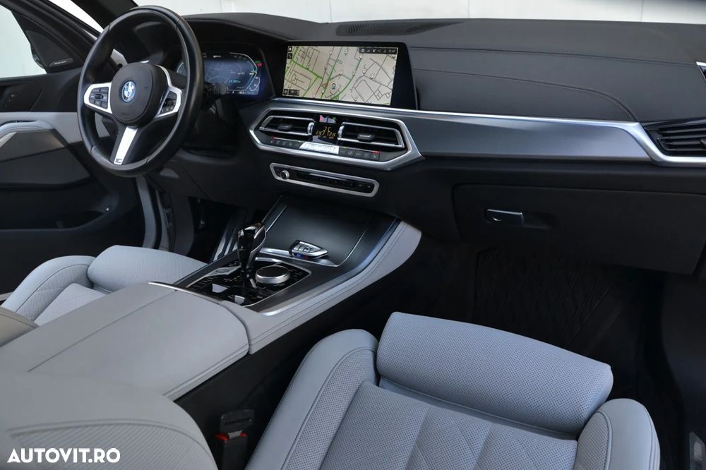 BMW X5 xDrive45e - 16