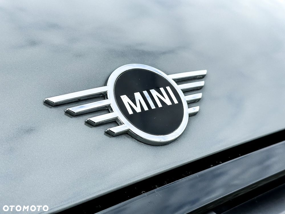 MINI Cooper John Works Trim - 34