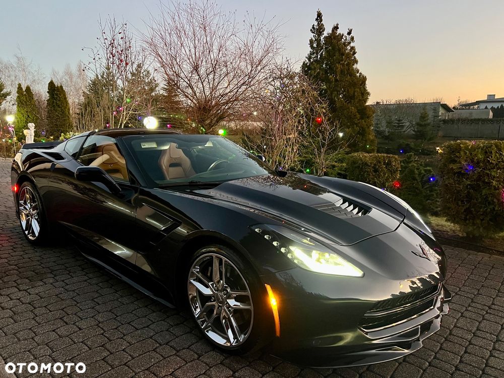 Chevrolet Corvette - 13