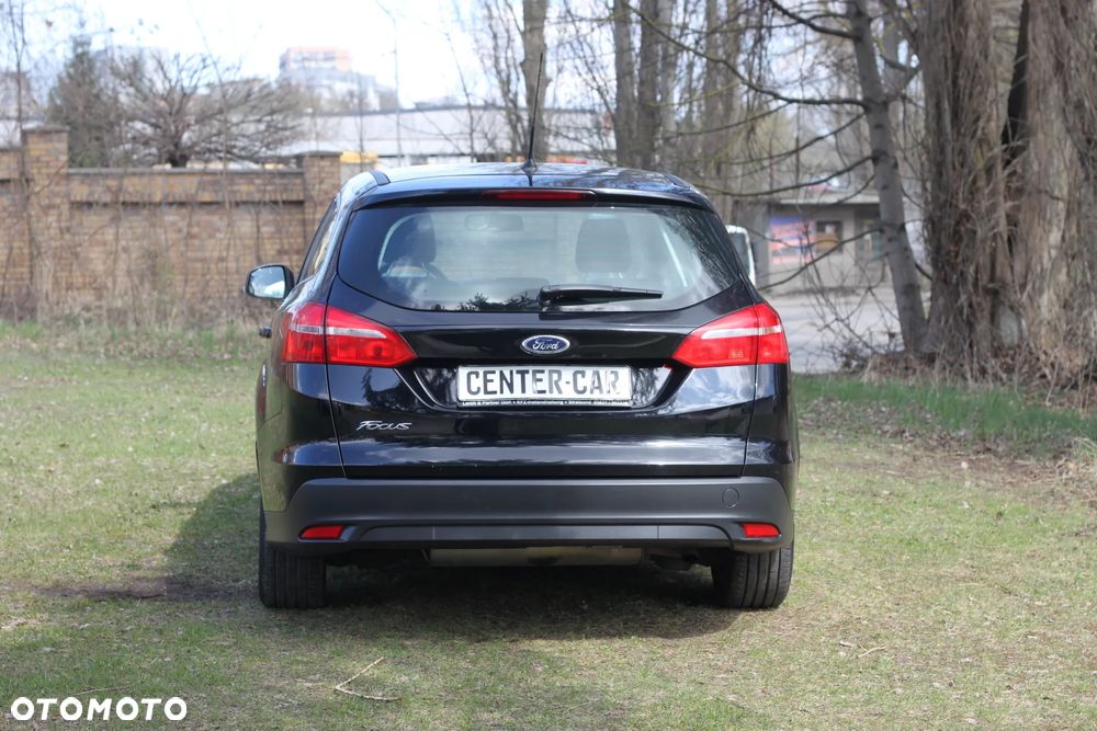 Ford Focus - 8