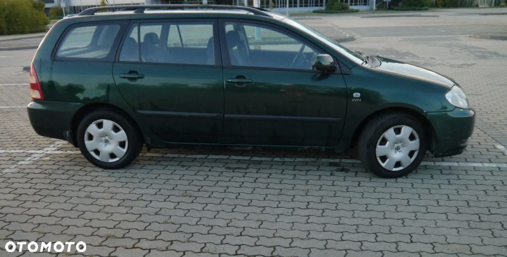 Toyota Corolla - 2