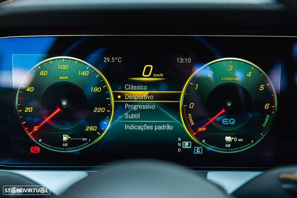 Mercedes-Benz E 300 de AMG Line - 28