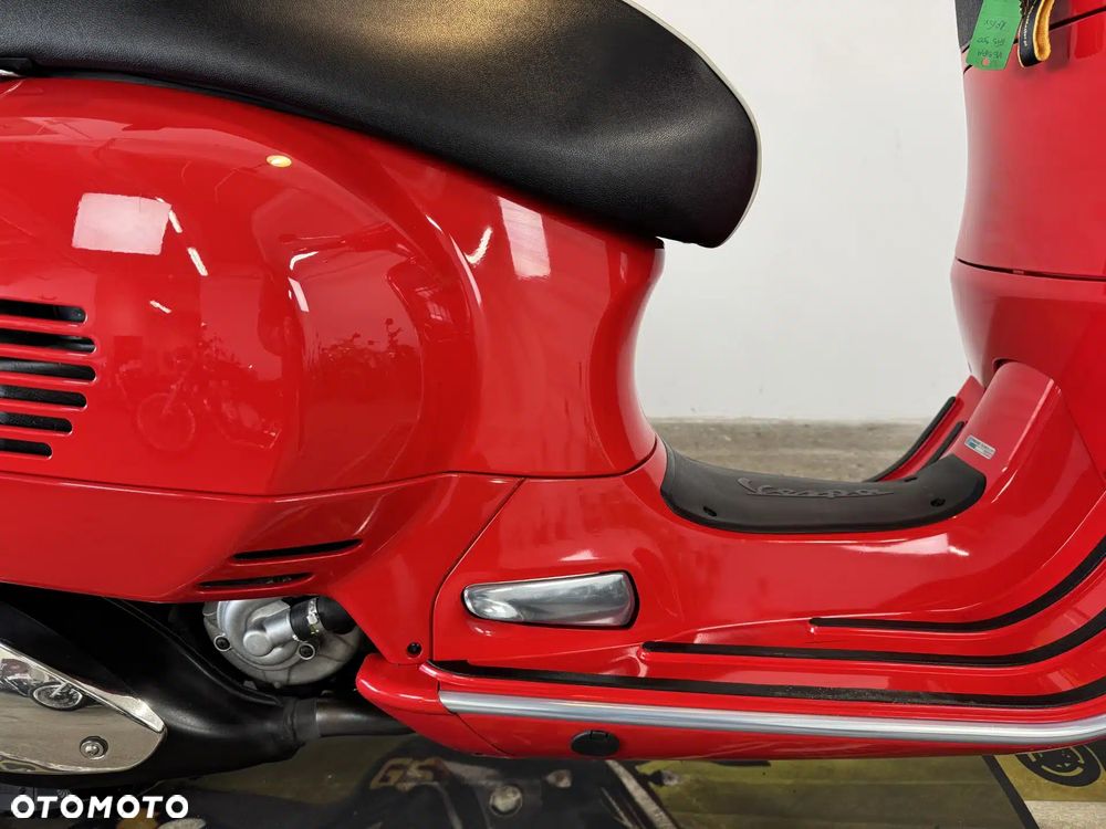 Piaggio Vespa - 14