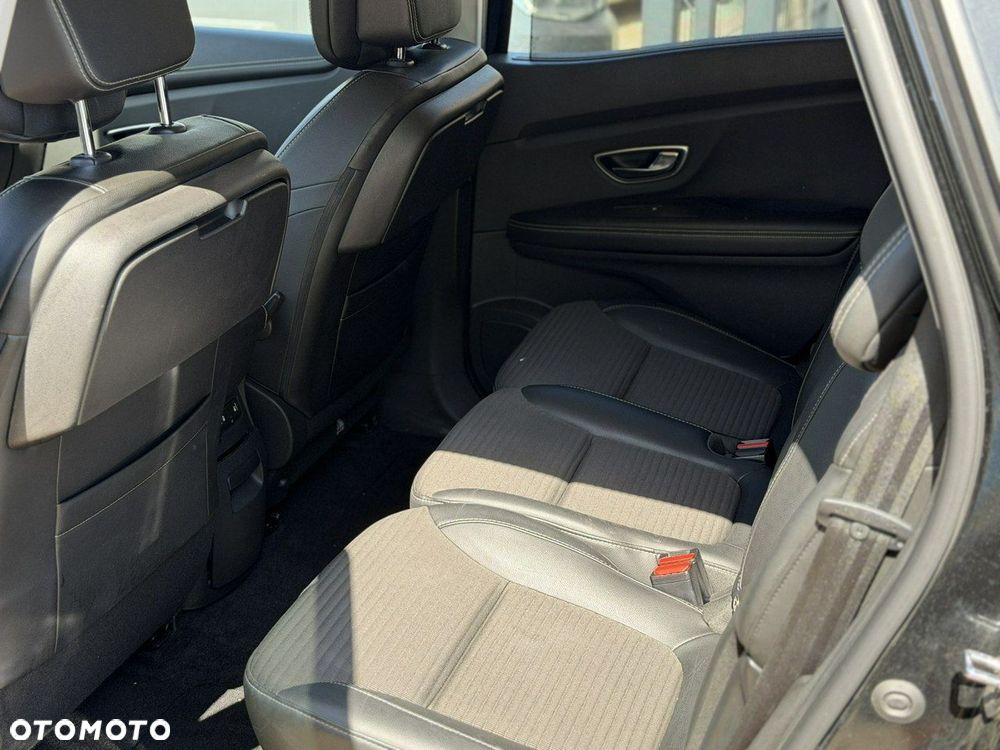 Renault Scenic - 13