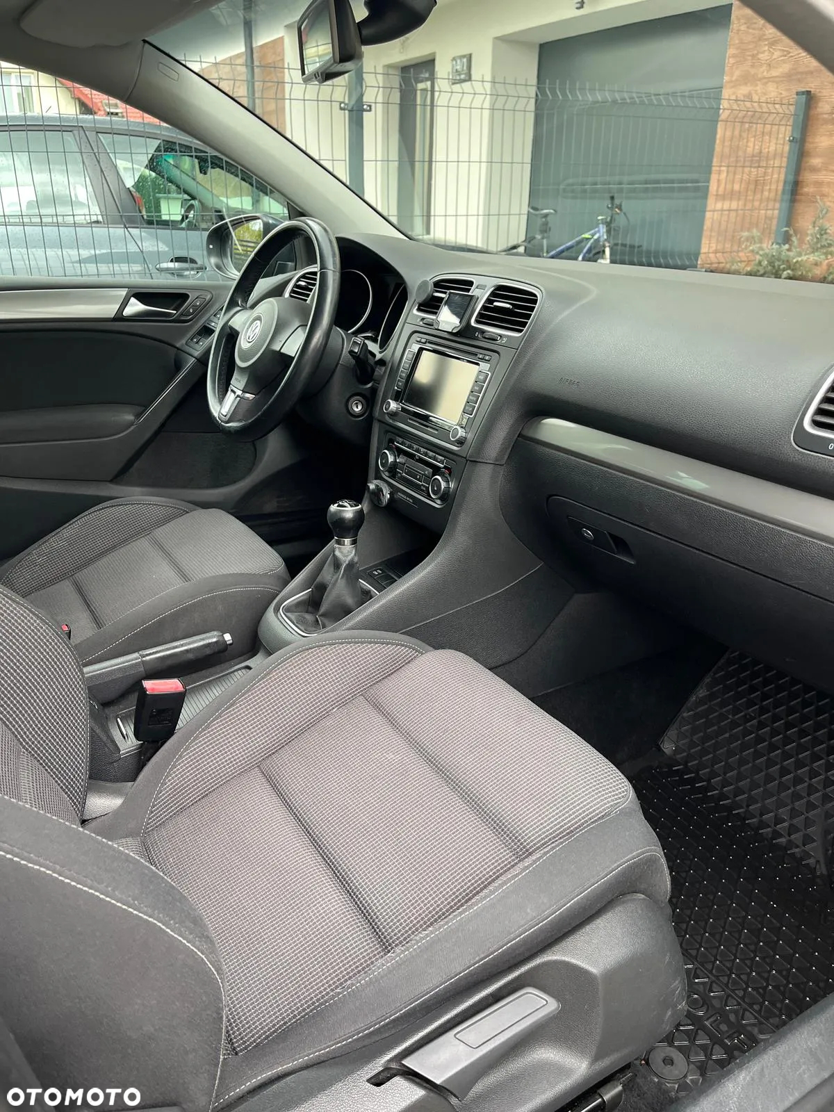 Volkswagen Golf - 10