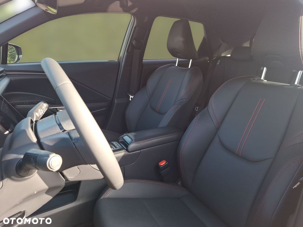 Lexus LBX 1.5 Hybrid Emotion - 10