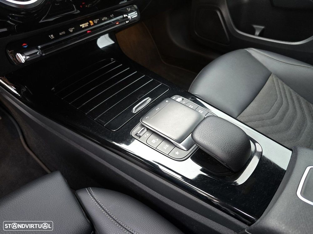 Mercedes-Benz A 180 d AMG Line Aut. - 29