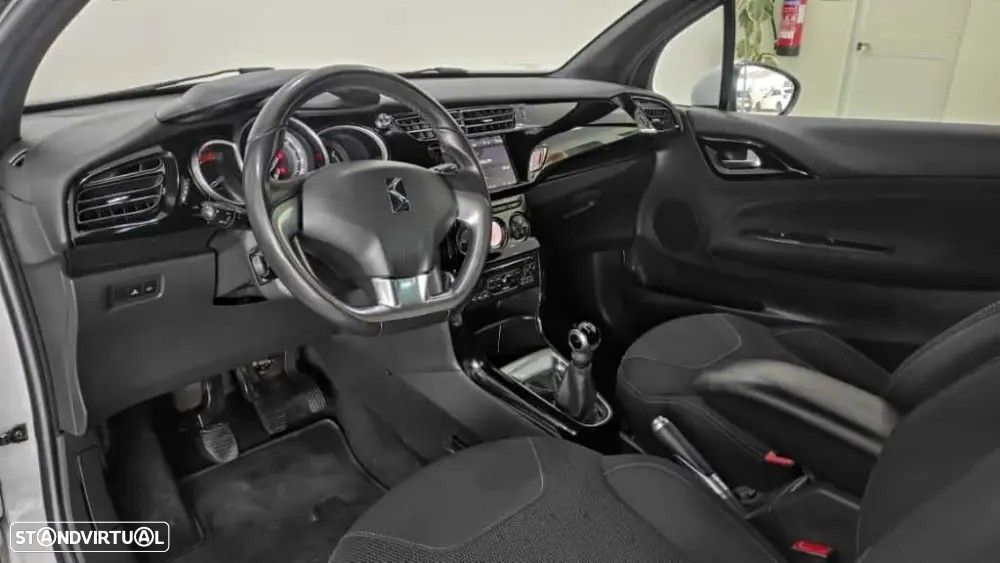 Citroën DS3 1.6 HDi Airdream So Chic - 6