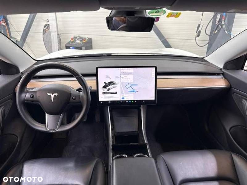 Tesla Model 3 Langstreckenbatterie Allradantrieb Dual Motor - 6