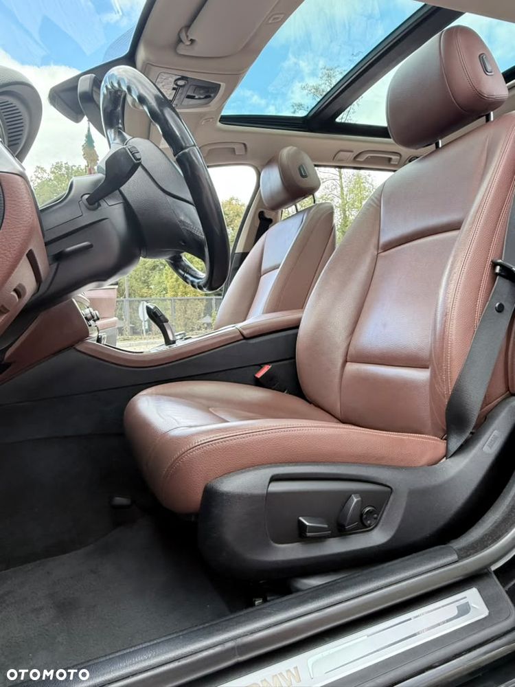 BMW Seria 5 - 34