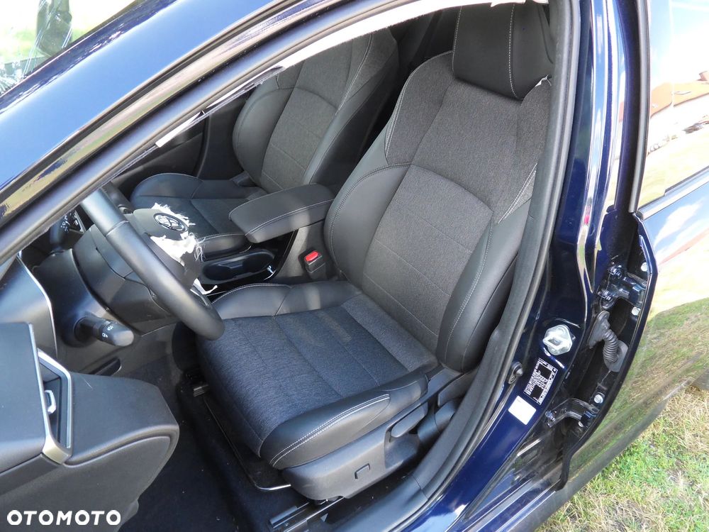 Toyota Corolla 1.8 Hybrid Selection - 18