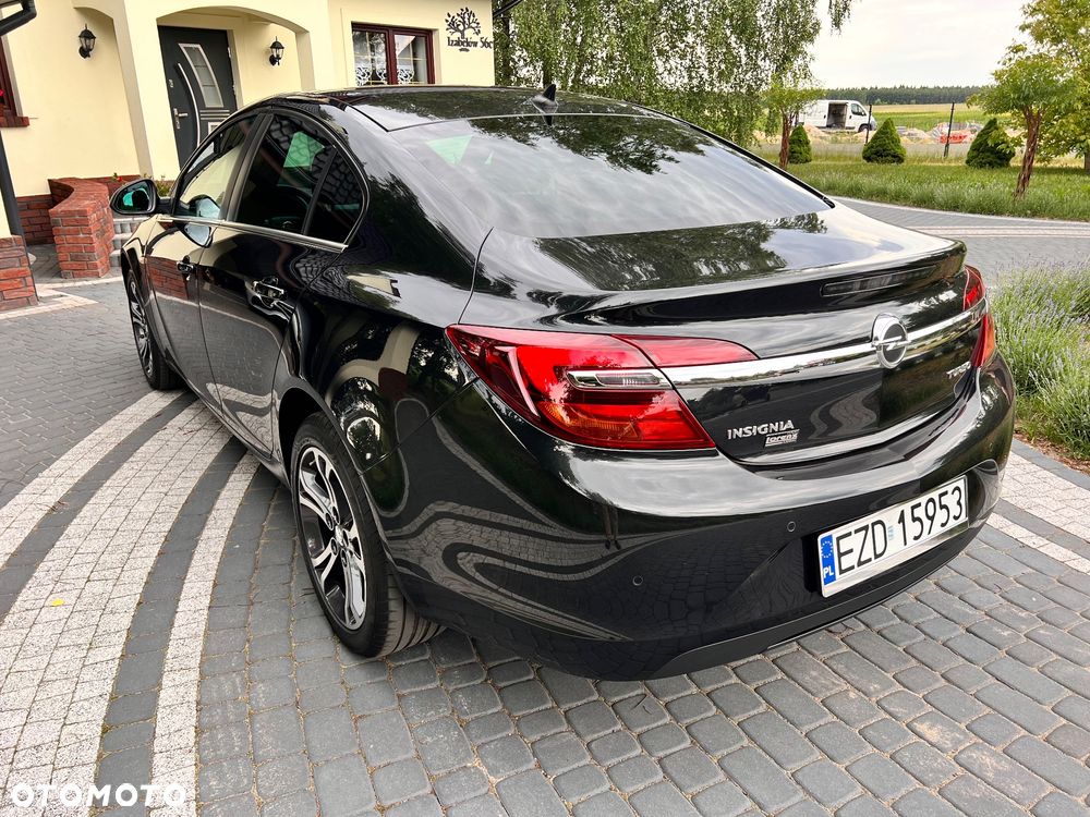 Opel Insignia 1.6 T Cosmo - 2