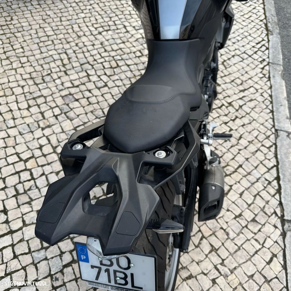BMW F 900 R - 16
