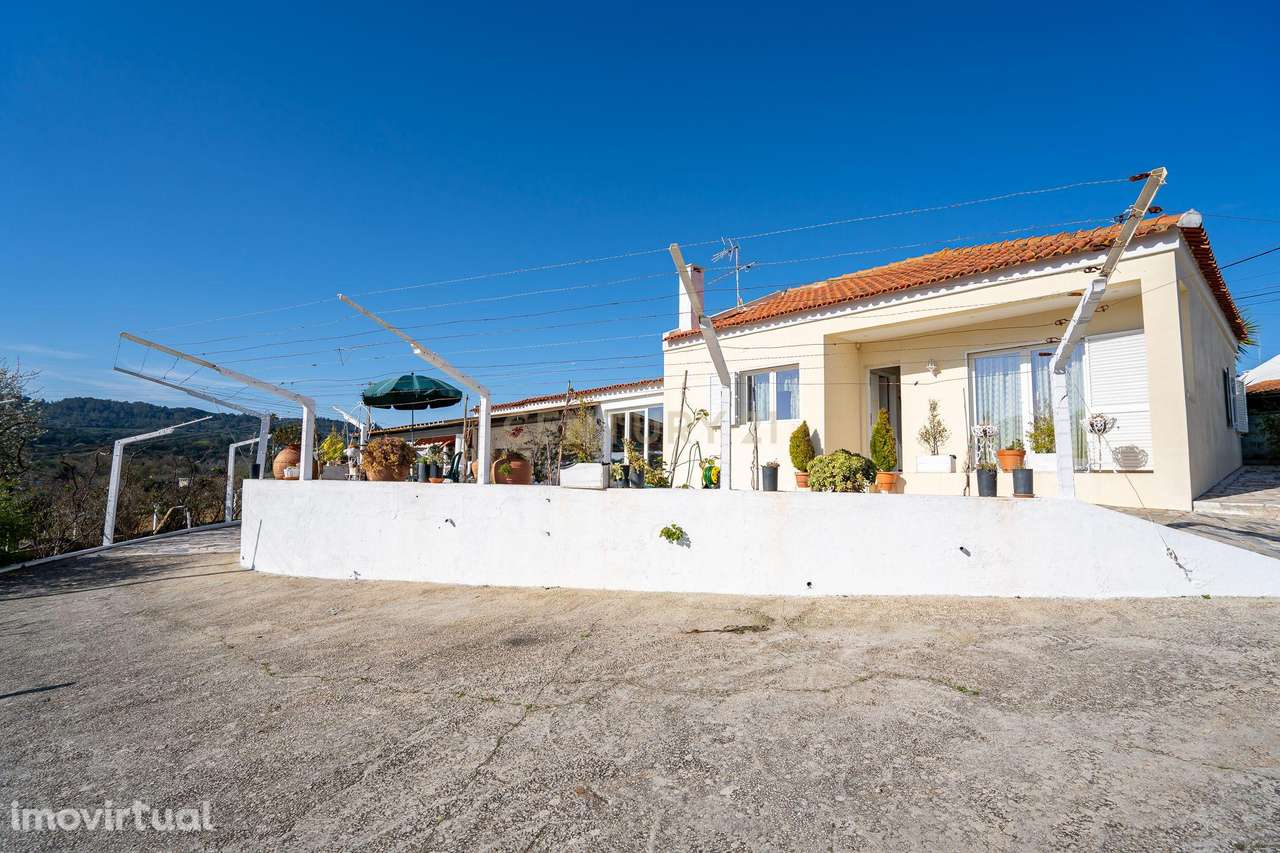 Encanto Rústico em Setúbal: Casa T3 com Quinta Acolhedora - Grande imagem: 2/60